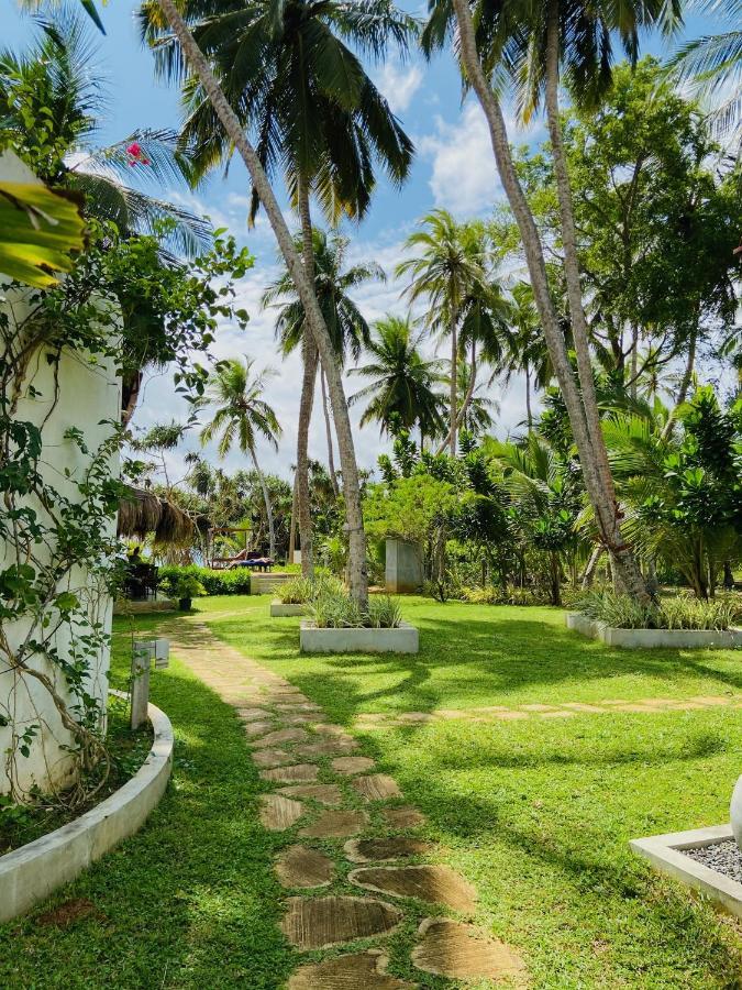 Sanjis The Seaside Cabanas Tangalle Bagian luar foto